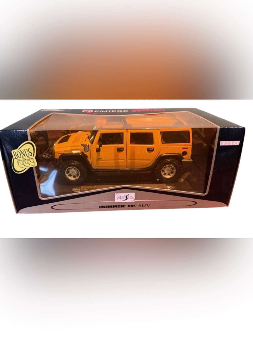 Maisto Premiere Edition Hummer H2 SUV - Yellow